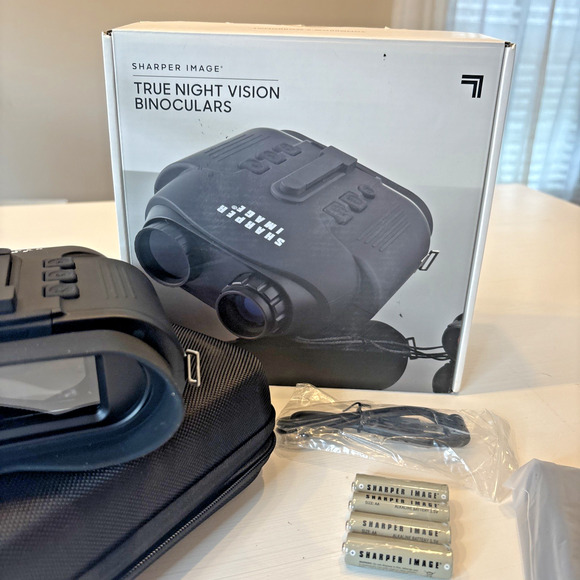 Sharper Image Image True Night Vision Binoculars – Digital Night Vision Goggles - Picture 4 of 9